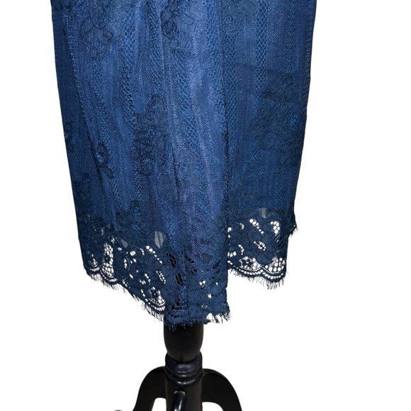 Valerie Stevens Women's Size XL Sleeveless Top Lace Overlay Pleated Eyelash Lace - Picture 5 of 9